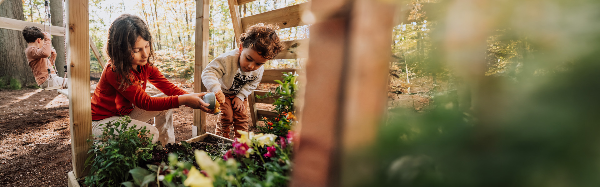 Combining outdoor play with learning and responsibility